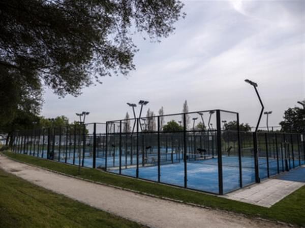 Campo da padel panoramico