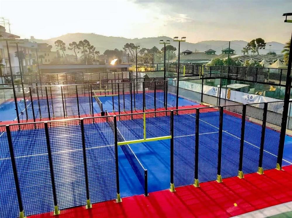 campi-da-padel-vetroresina-esempio2