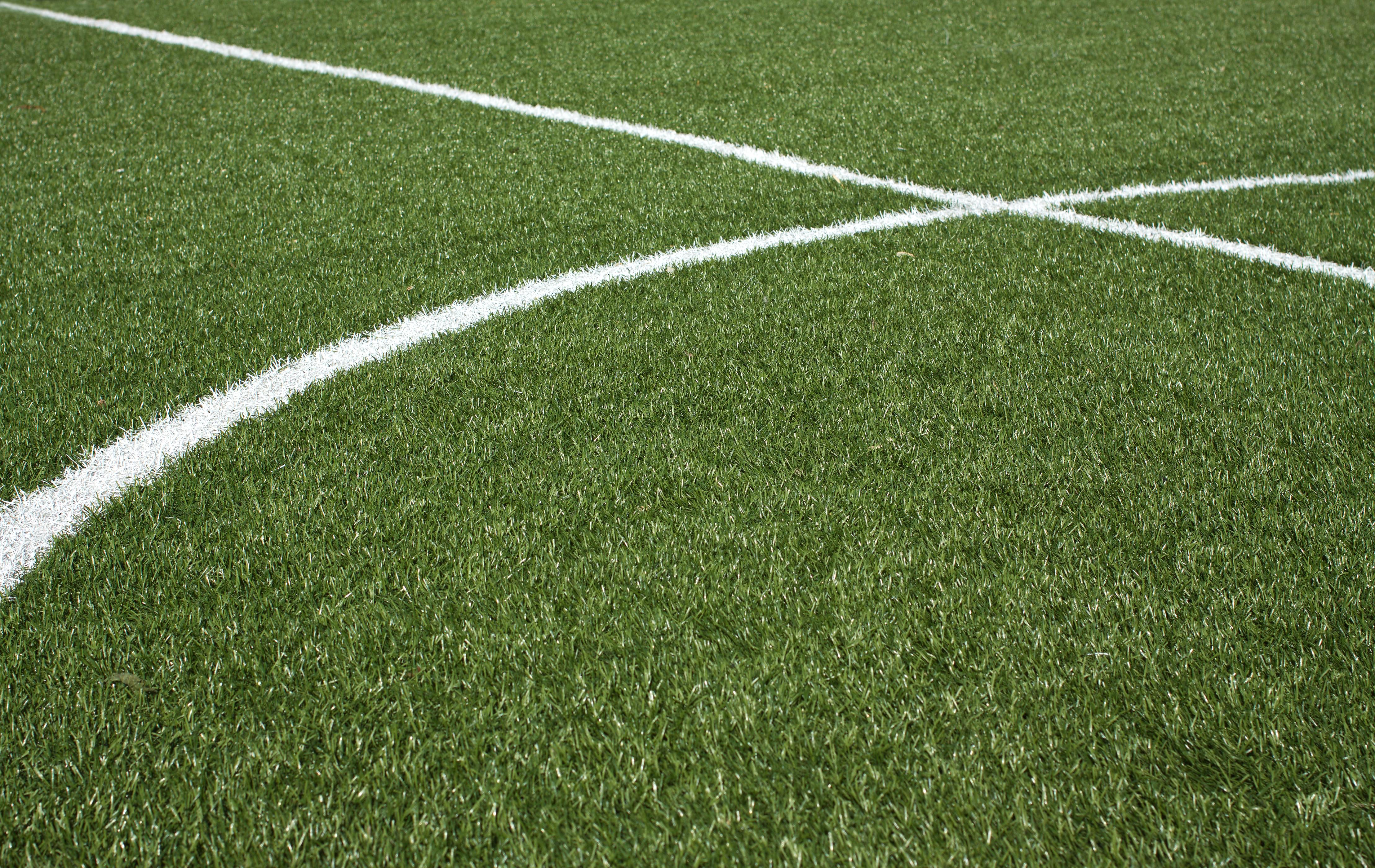 Campo in Sintetico Omologato per Calcio e Rugby - TAPPETO ERBOSO SINTETICO  E NATURALE RINFORZATO (IBRIDO) -  - Vendita soluzioni per  il verde